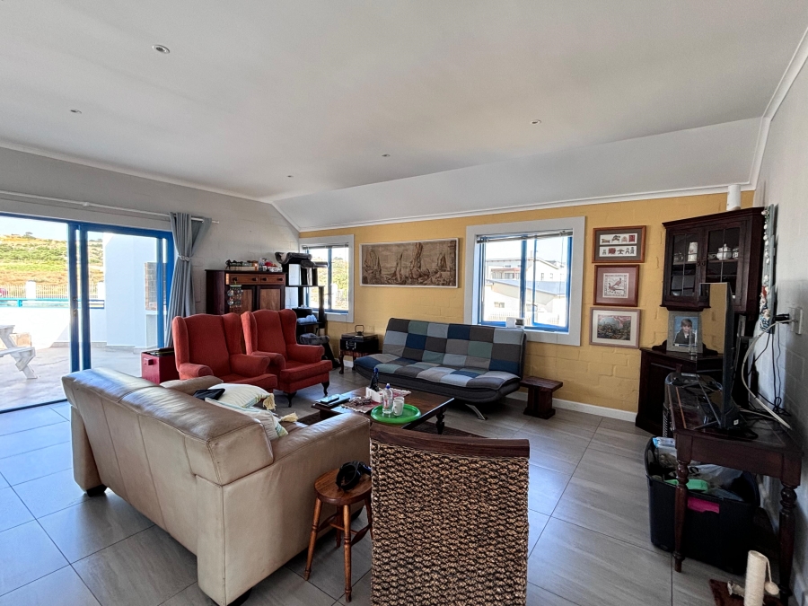 2 Bedroom Property for Sale in Blue Lagoon Western Cape